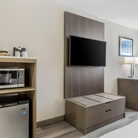 Comfort Inn & Suites Pacific - Auburn Екстер'єр фото