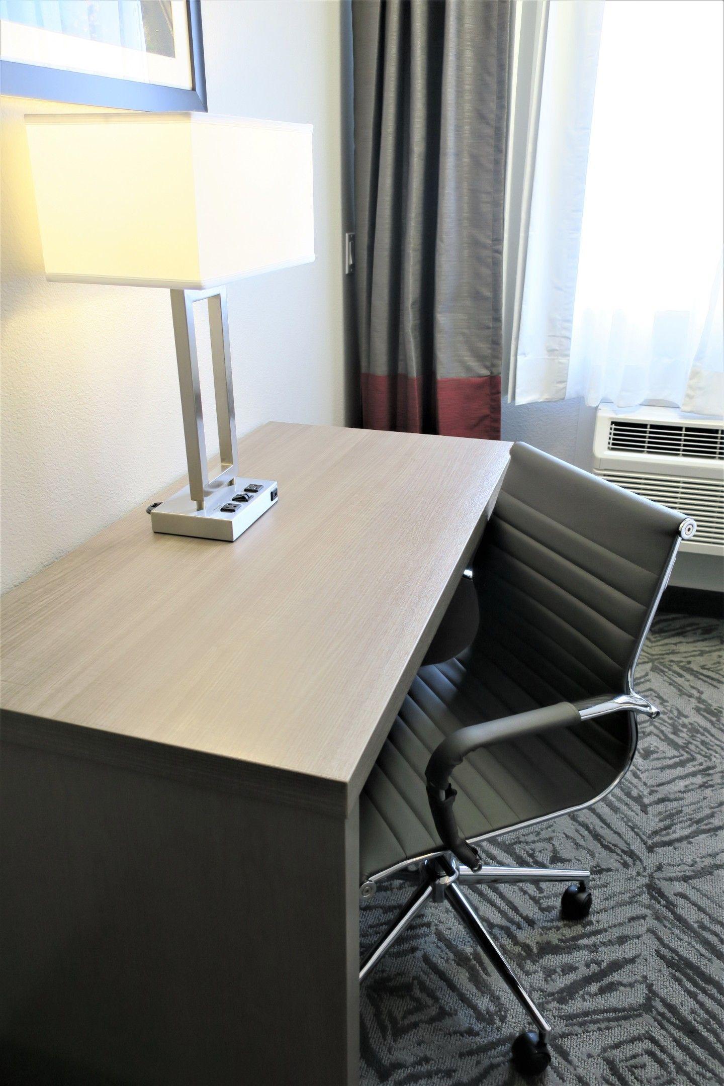 Comfort Inn & Suites Pacific - Auburn Екстер'єр фото