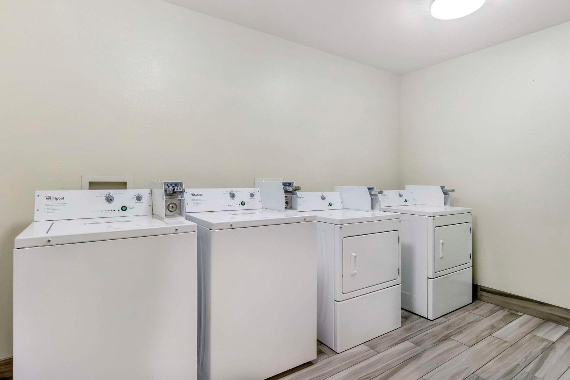 Comfort Inn & Suites Pacific - Auburn Екстер'єр фото