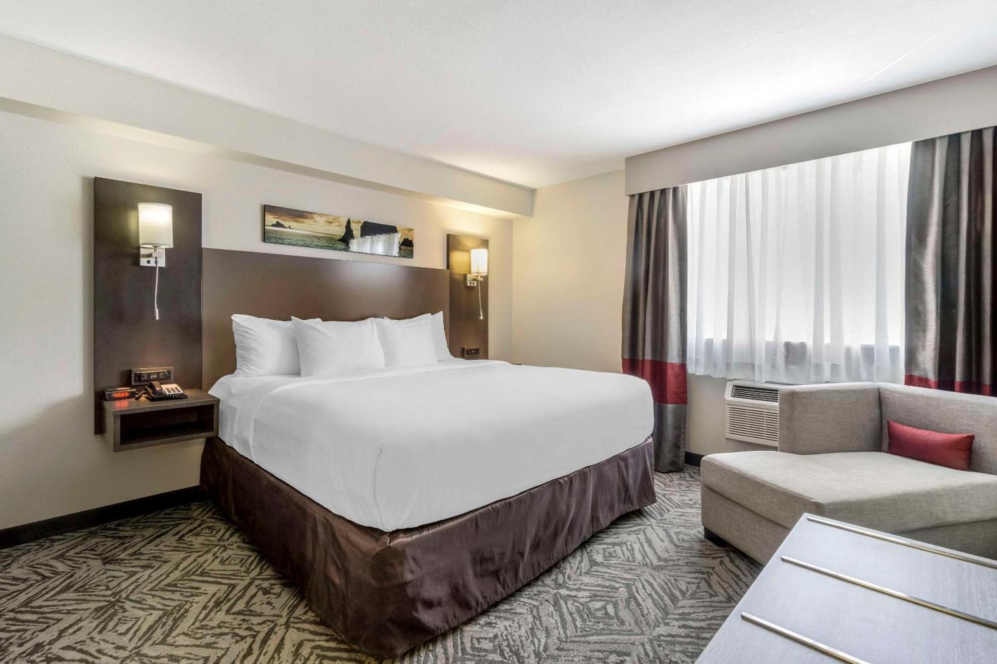 Comfort Inn & Suites Pacific - Auburn Екстер'єр фото