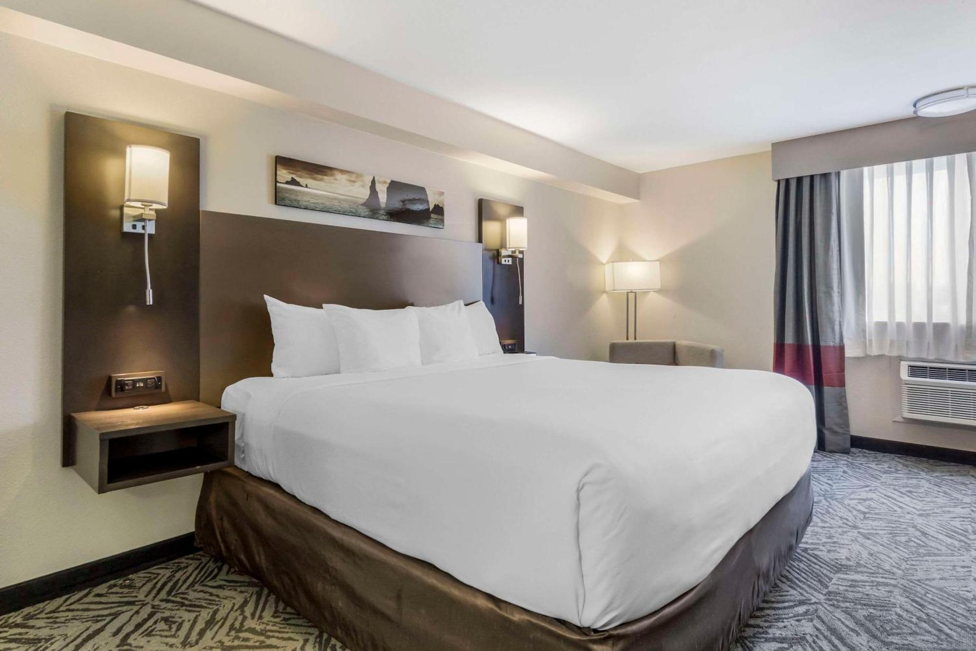 Comfort Inn & Suites Pacific - Auburn Екстер'єр фото