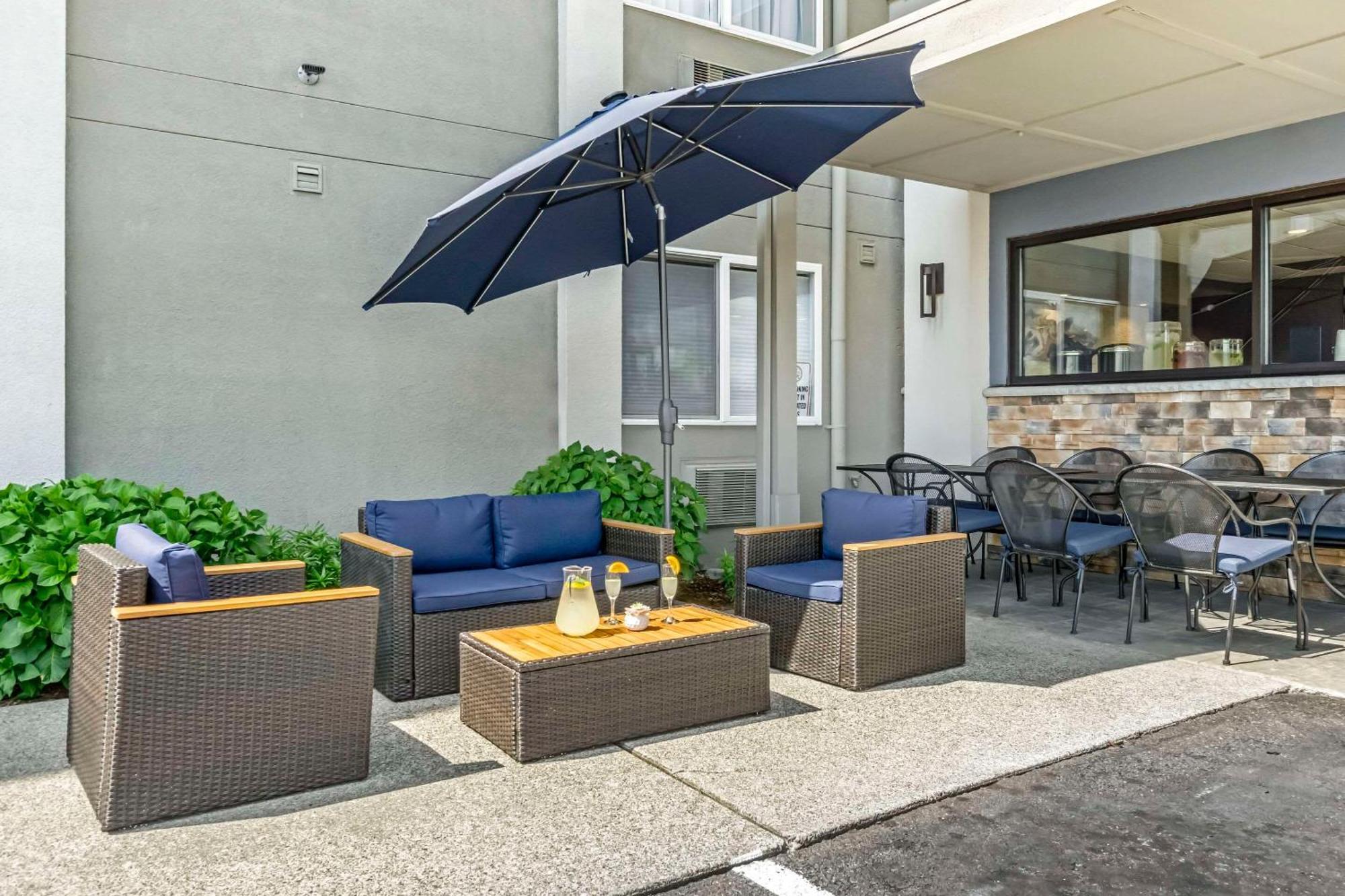 Comfort Inn & Suites Pacific - Auburn Екстер'єр фото